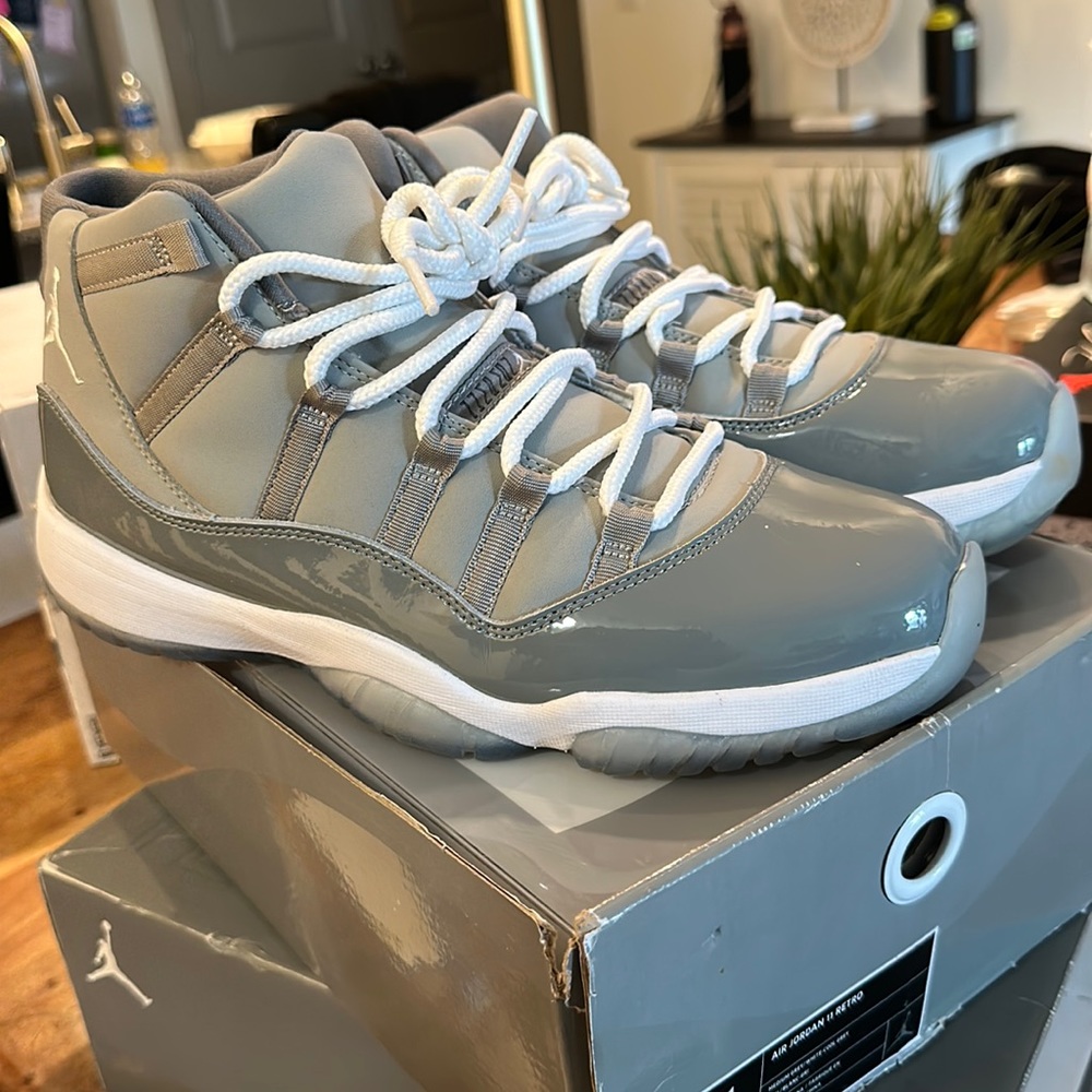 Worn once.Great condition